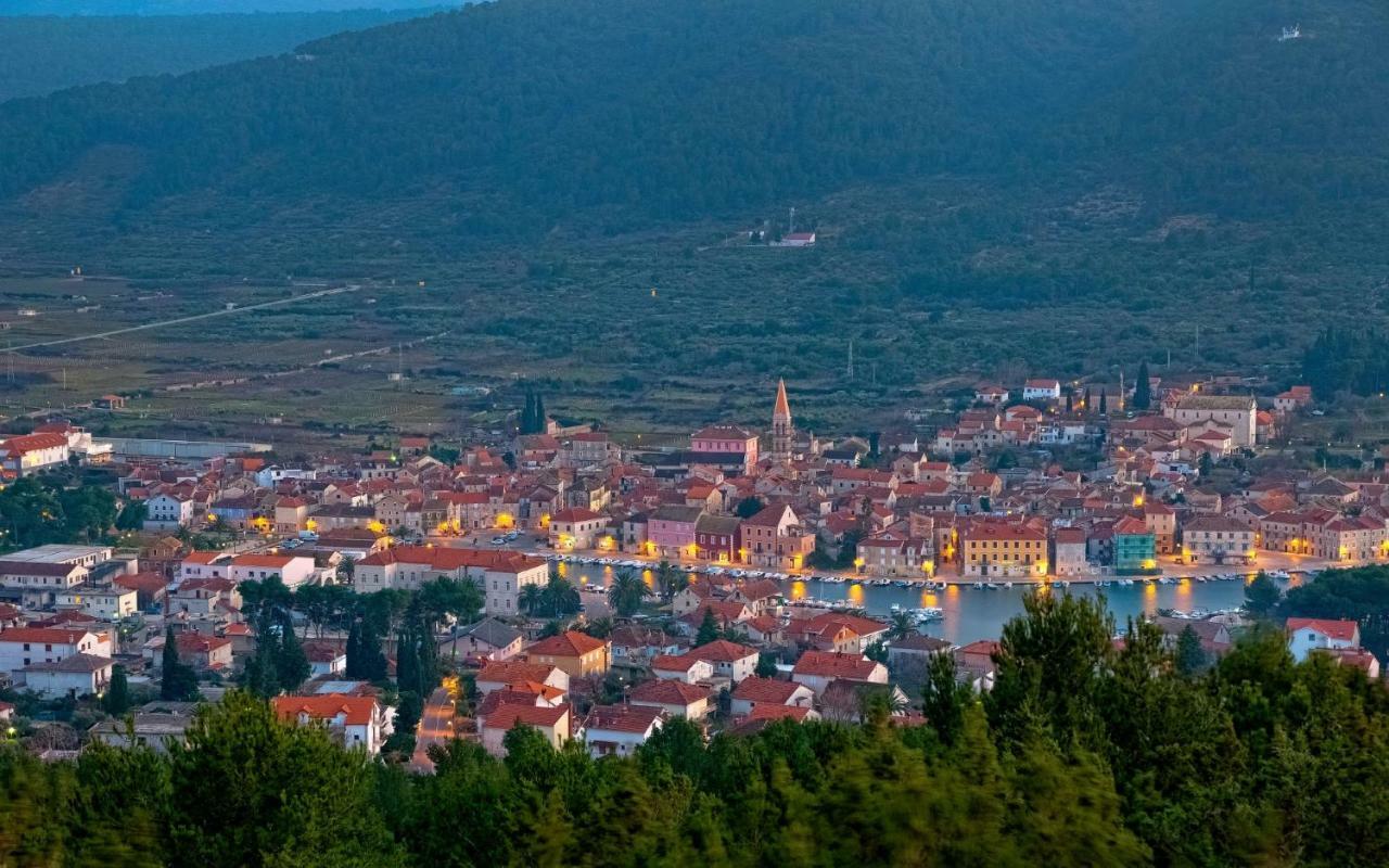 Apartmani Zlataric スタリー・グラード エクステリア 写真